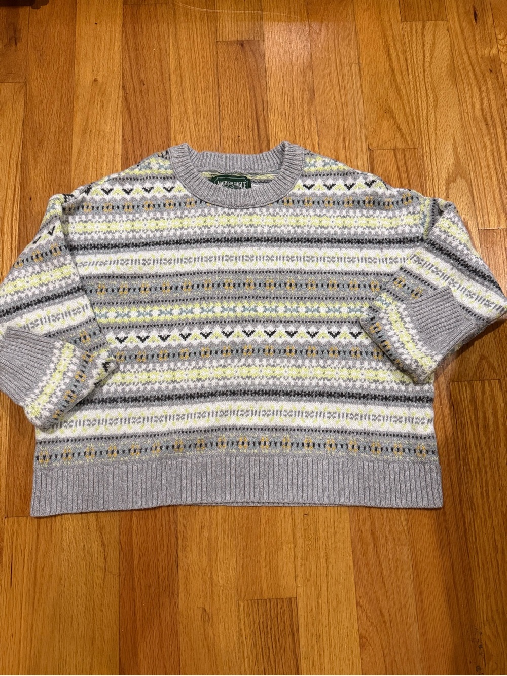 American Eagle Cozy Fair Isle Pattern Cropped Knit Sweater Size XL